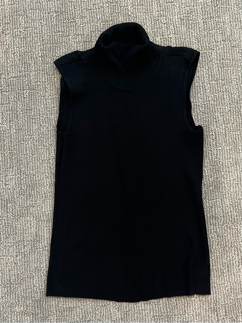 Versona Black Sleeveless Ribbed Turtleneck Tank